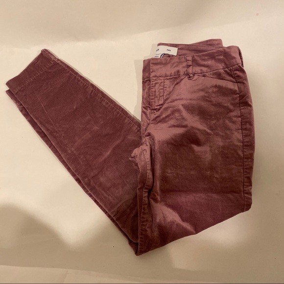 Old Navy Pants - Old Navy pixie pants size 2P